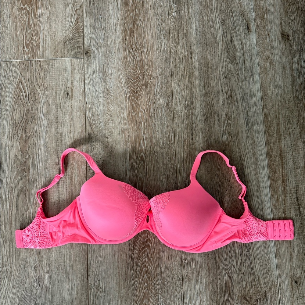 Victoria’s Secret Pink Lace Women's Bra